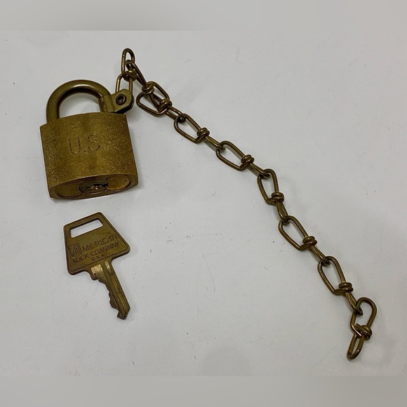 Mid Century Vtg US Govt Military Bronze American Lock Padlock w/ Key & Chain - Picture 11 of 15